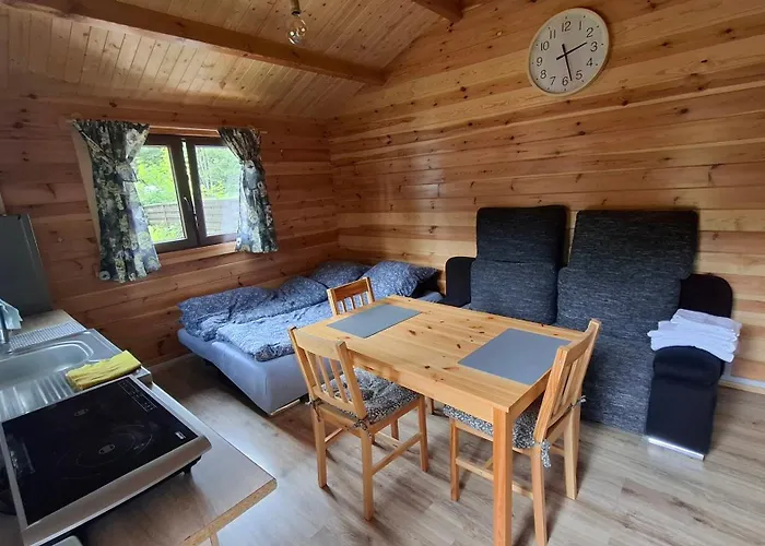 Letniskowy Bernenski Zakatek Dom wakacyjny Charzykowy